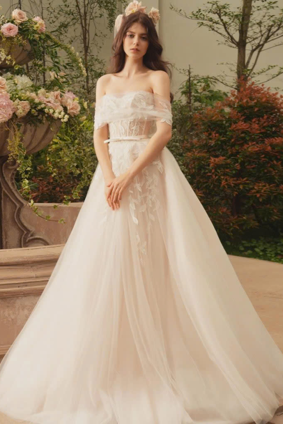 Đầm cô dâu 02
